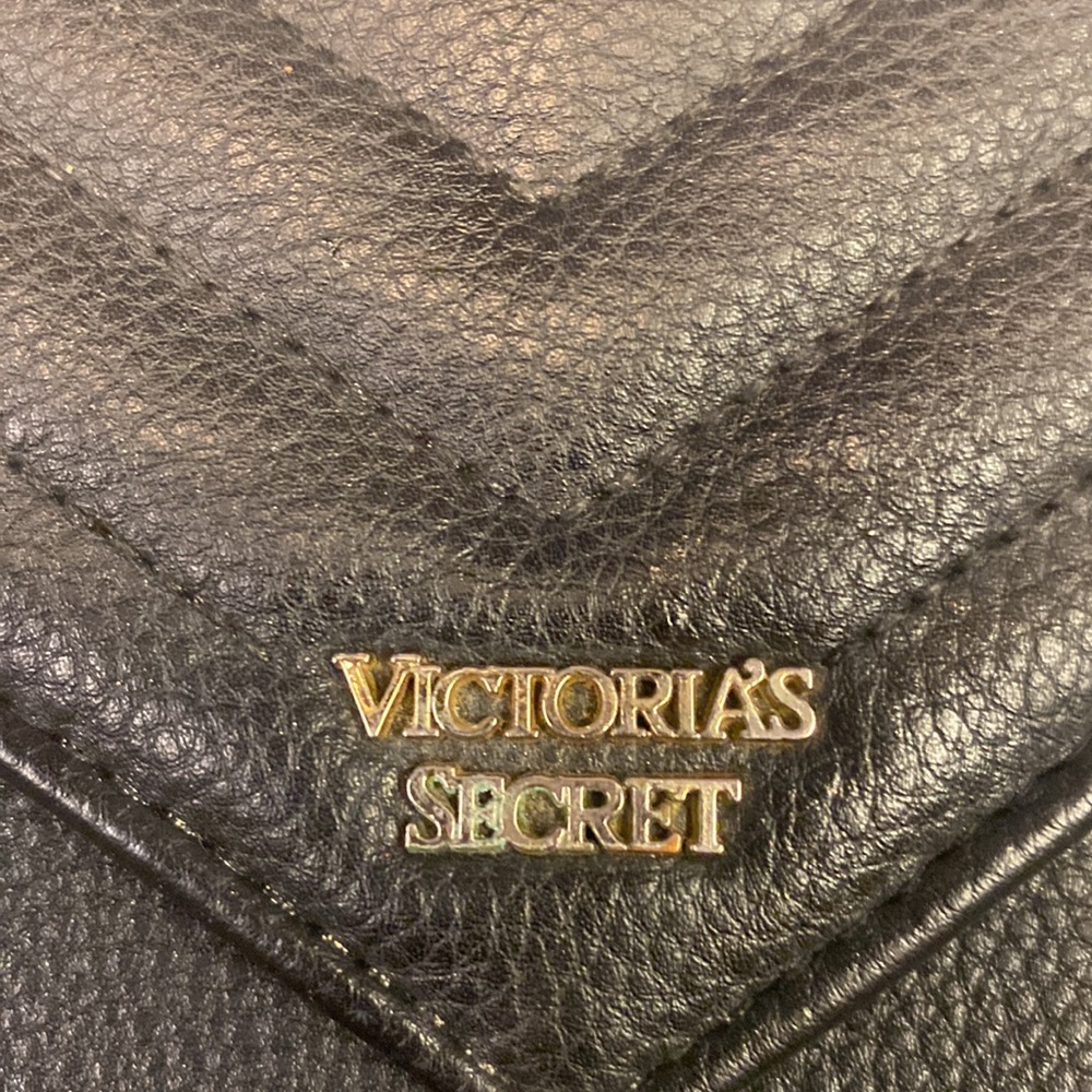 Victoria Secret Wallet - Picture 4 of 4